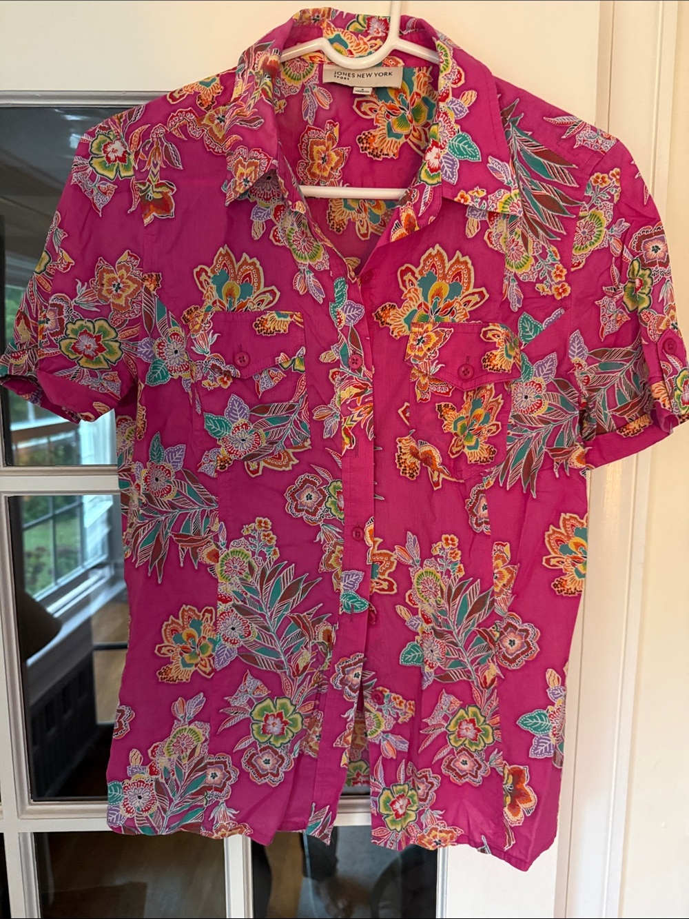 Jones New York Fuchsia Floral Short-Sleeve Button-Down Shirt